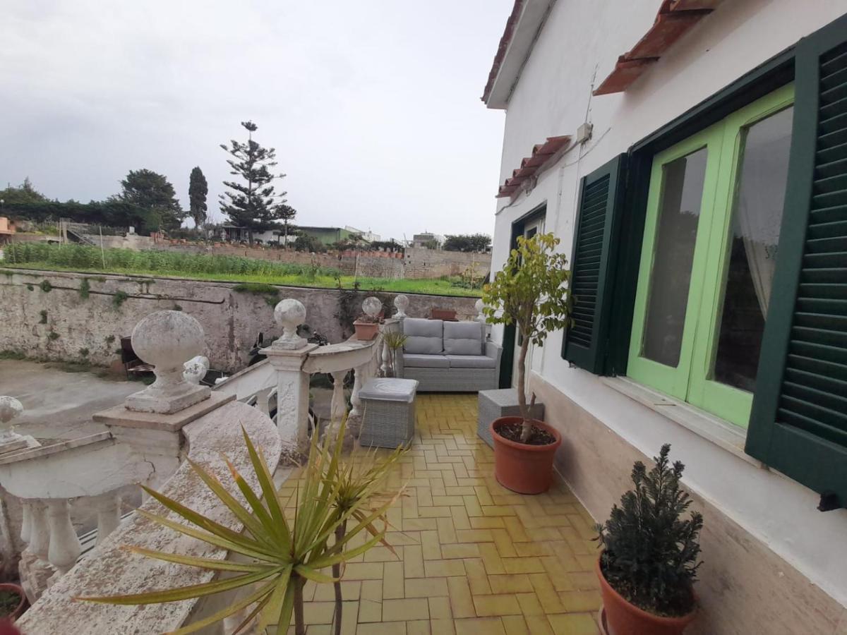 La Casa Di Romeo Acomodação com café da manhã Procida Exterior foto